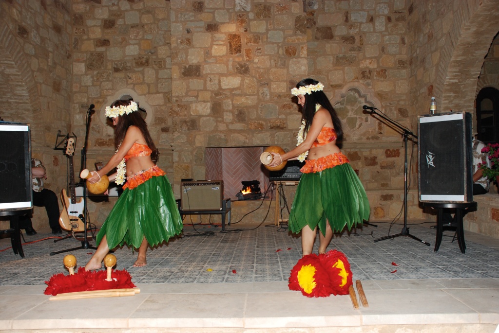 2009-05-23-ESCONDIDO LUAU KYLA VALE 17.jpg